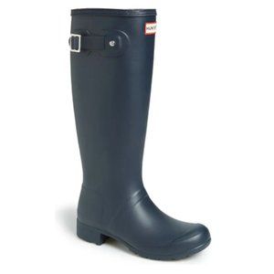 NWOT Tall Matte Navy Hunter Boots
